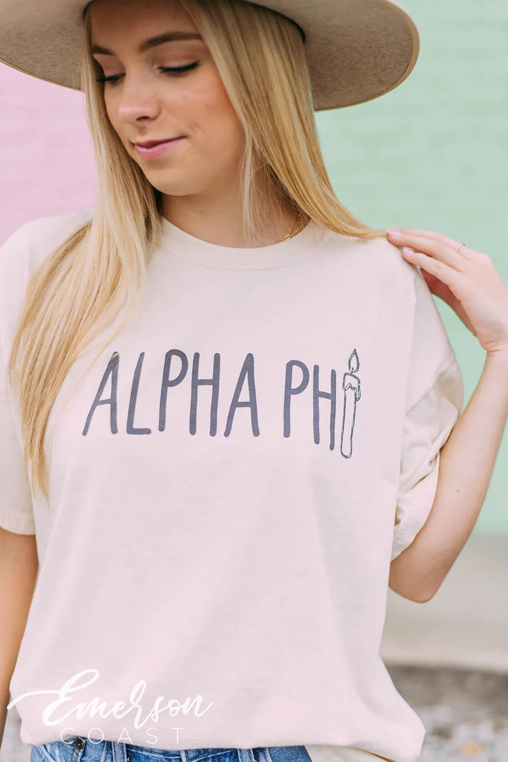 Alpha Phi Mom's Day Candle Tee