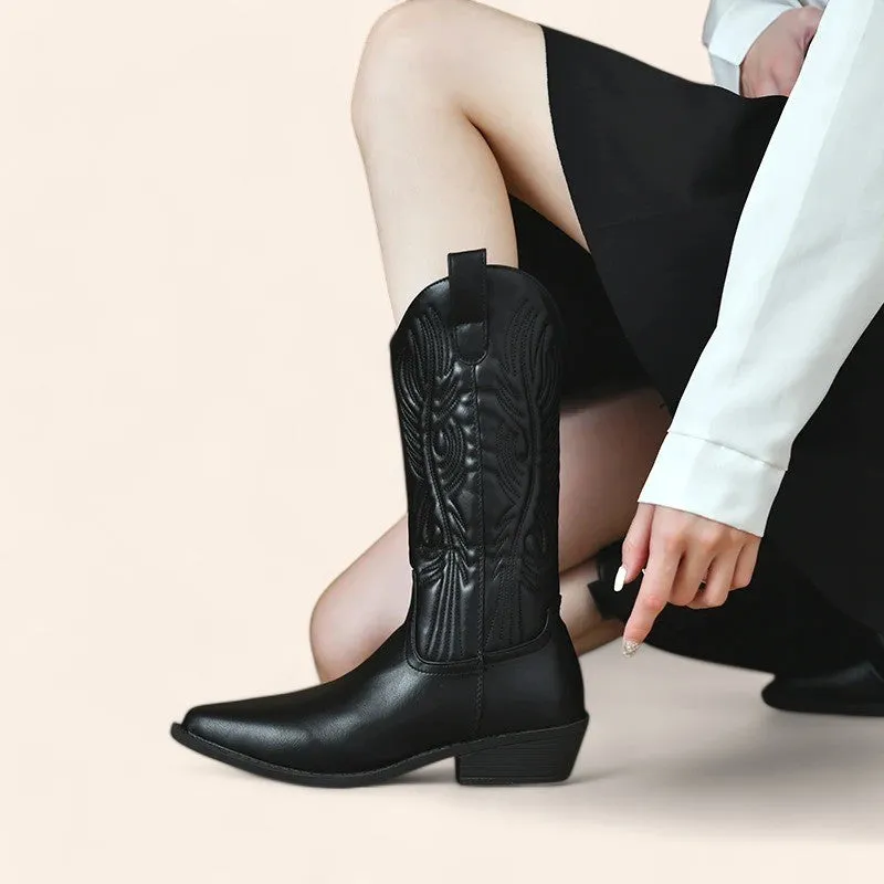 Black cowboy boots with embossed embroidery - N°28