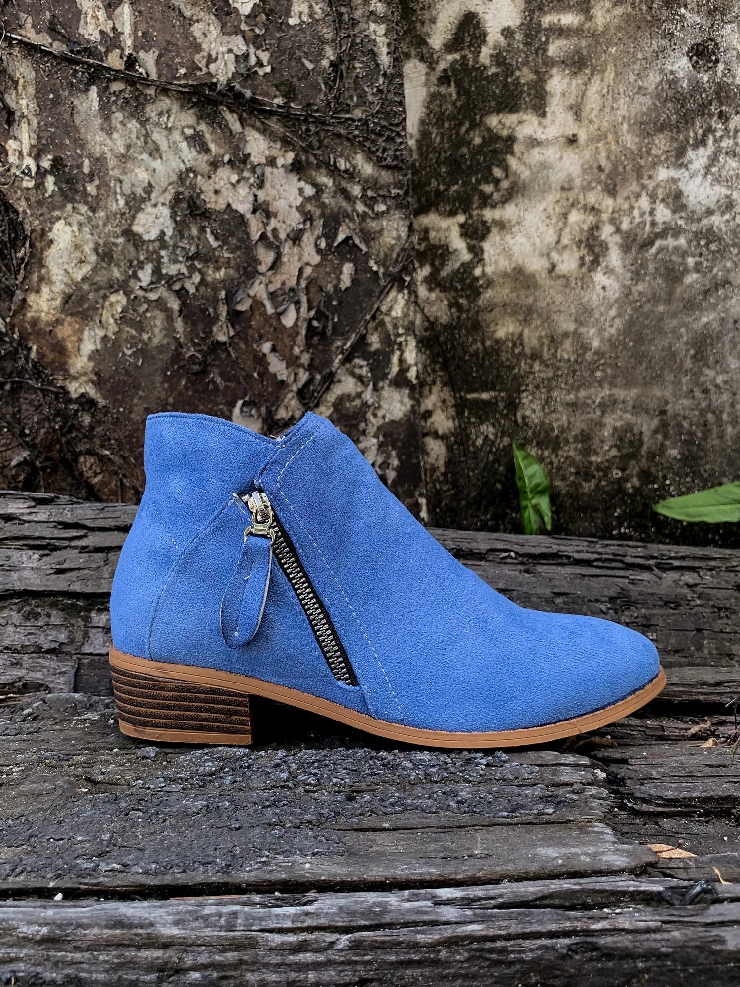 Blue Side Zipper Low Ankle Boot