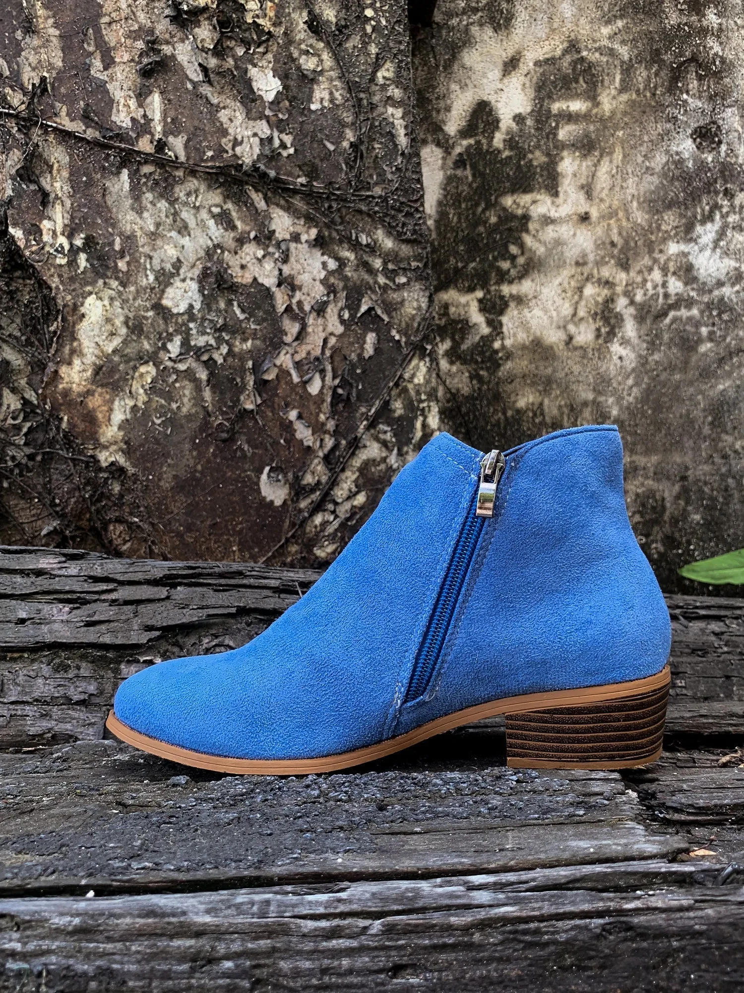 Blue Side Zipper Low Ankle Boot