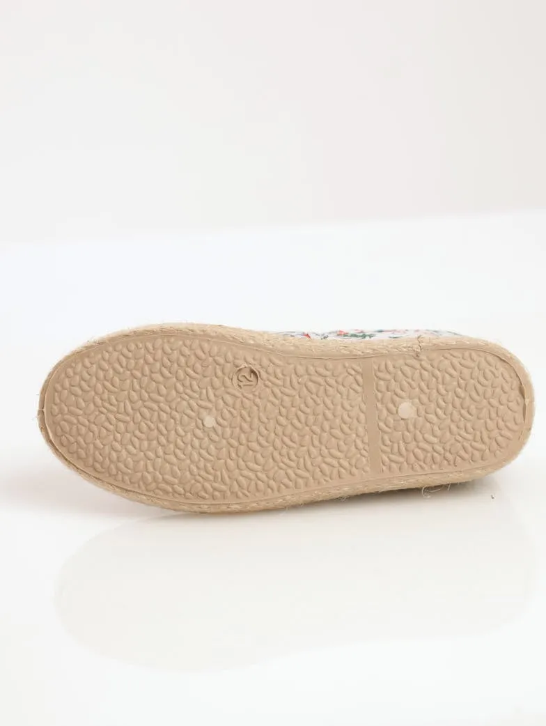 Boys Slip-On Striped Shoe