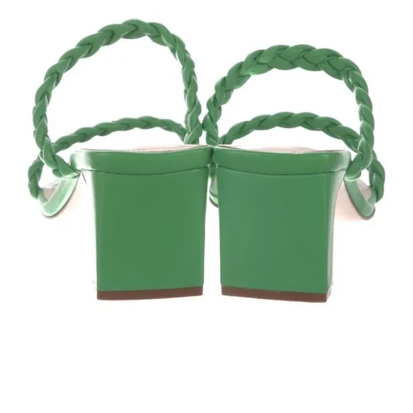 Braided green sandal Porte and Paire. Leather