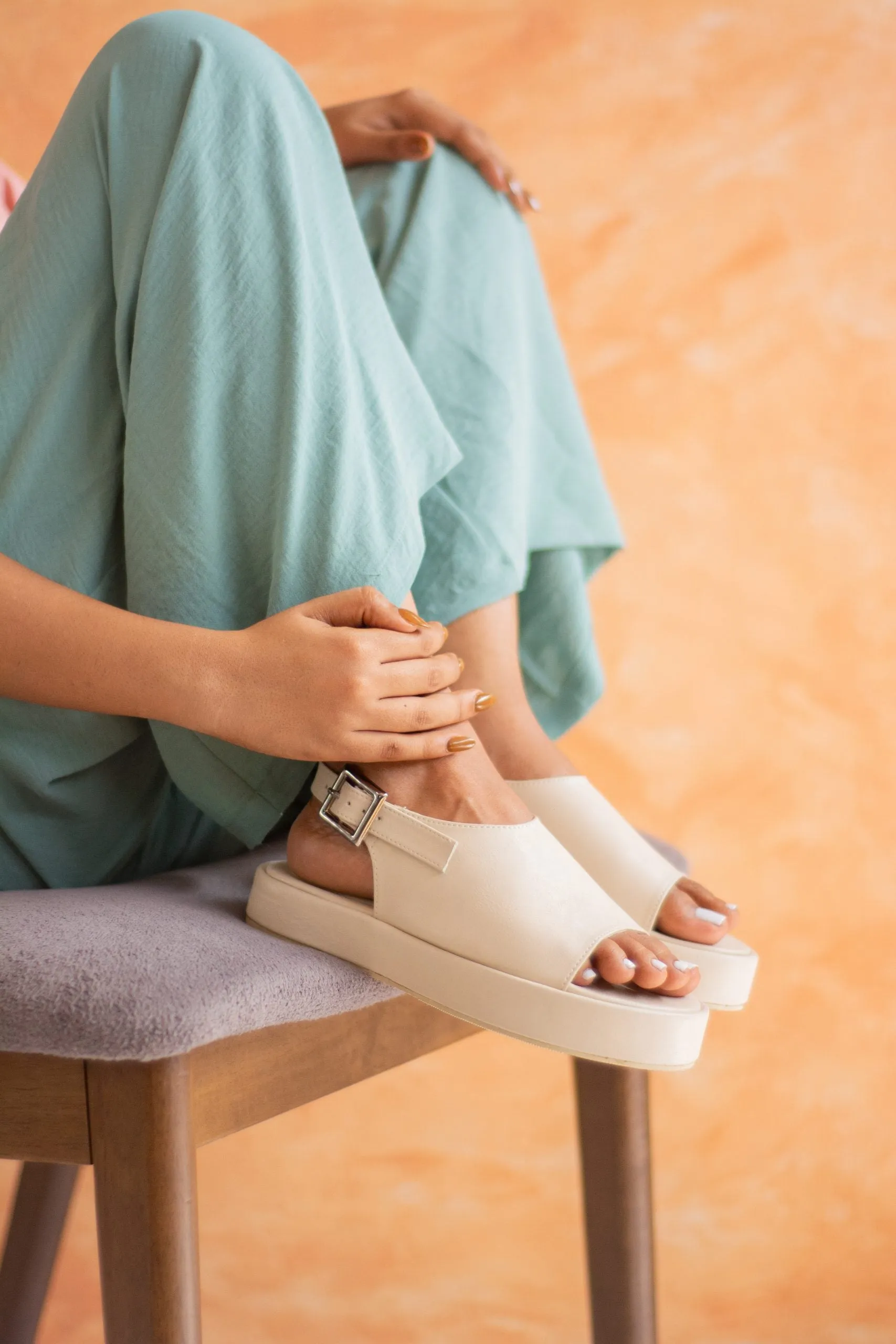 Buttercup Flatform Sandals