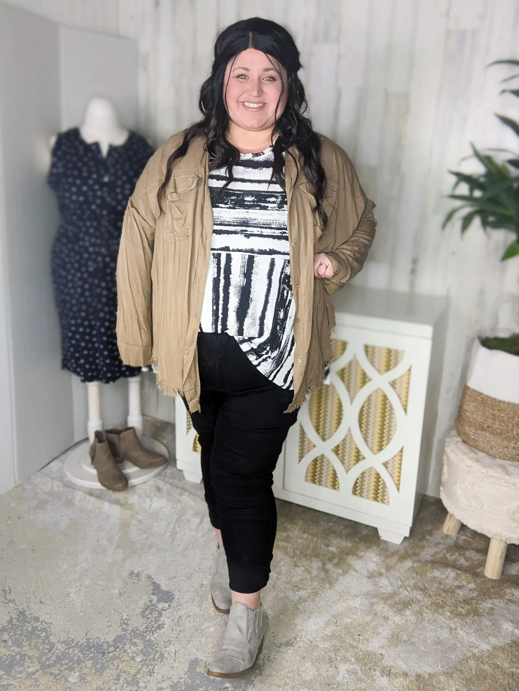 Charlene Fringe Bottom Lightest Buttondown (4 colors)
