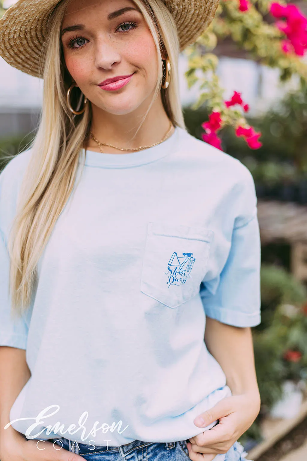 Delta Zeta Painting Mom's Day Tee