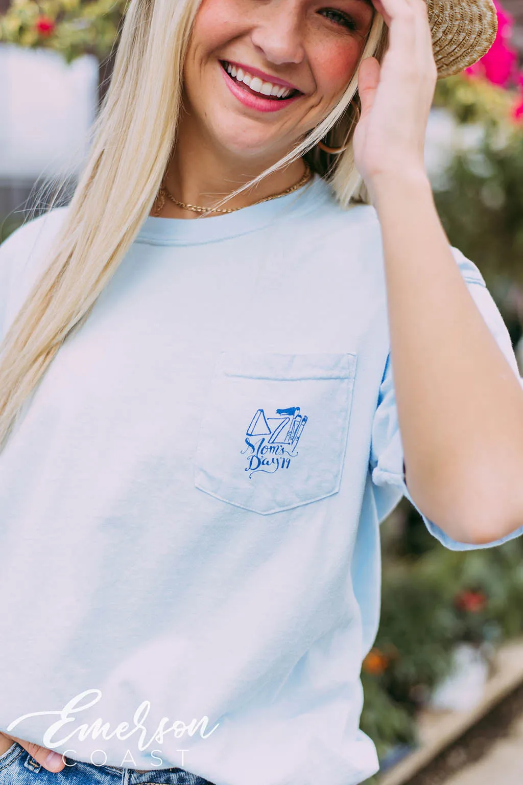 Delta Zeta Painting Mom's Day Tee