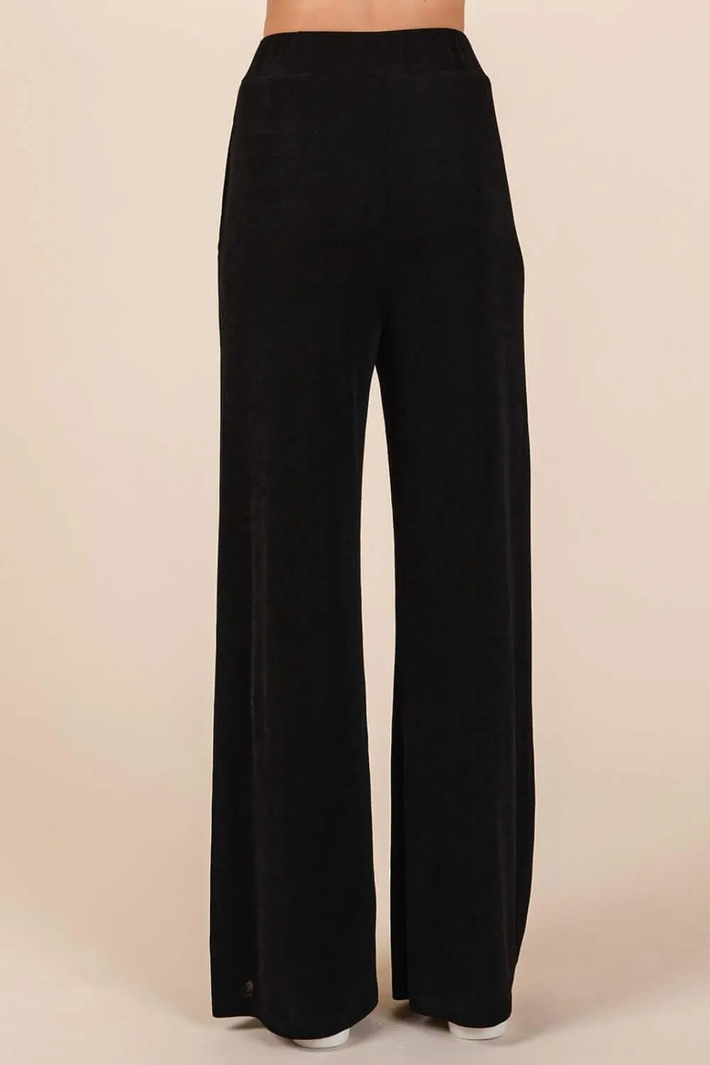 Elastic Waist Pants with Side Pockets – Versatile