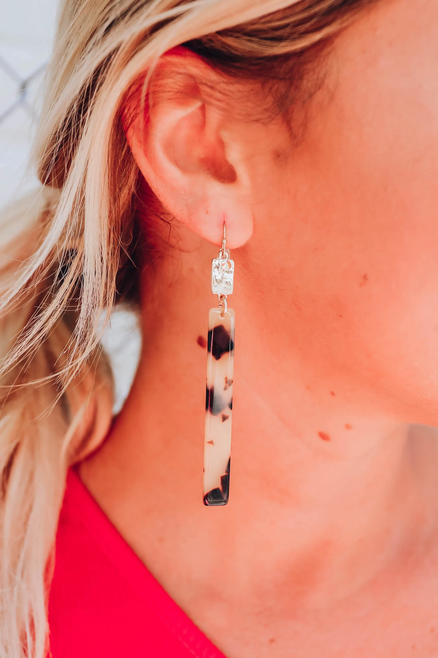 Emmerson Earrings - Light Tortoise