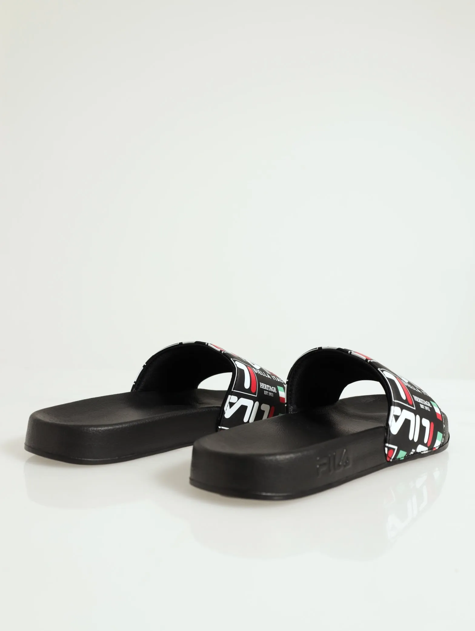 Maso Slip On Pool Slide - Black