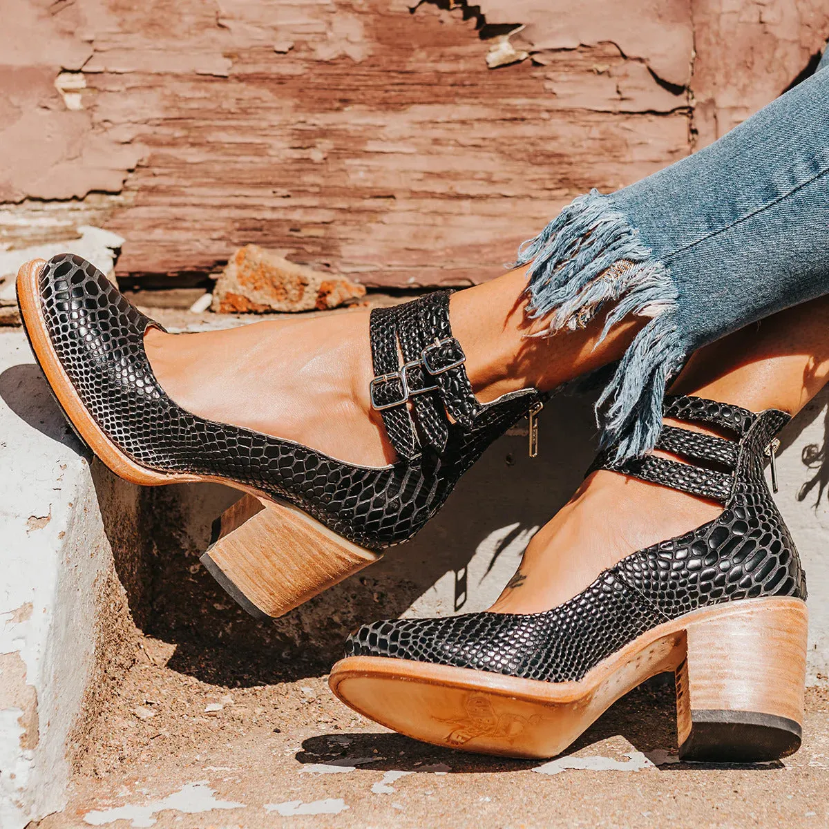 Nella | Timeless Vintage Pumps