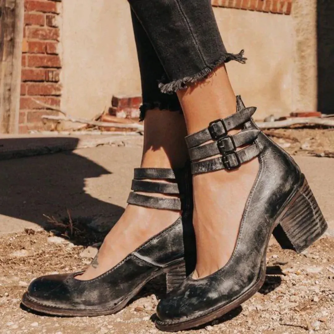 Nella | Timeless Vintage Pumps