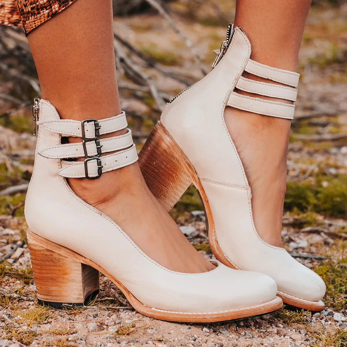 Nella | Timeless Vintage Pumps