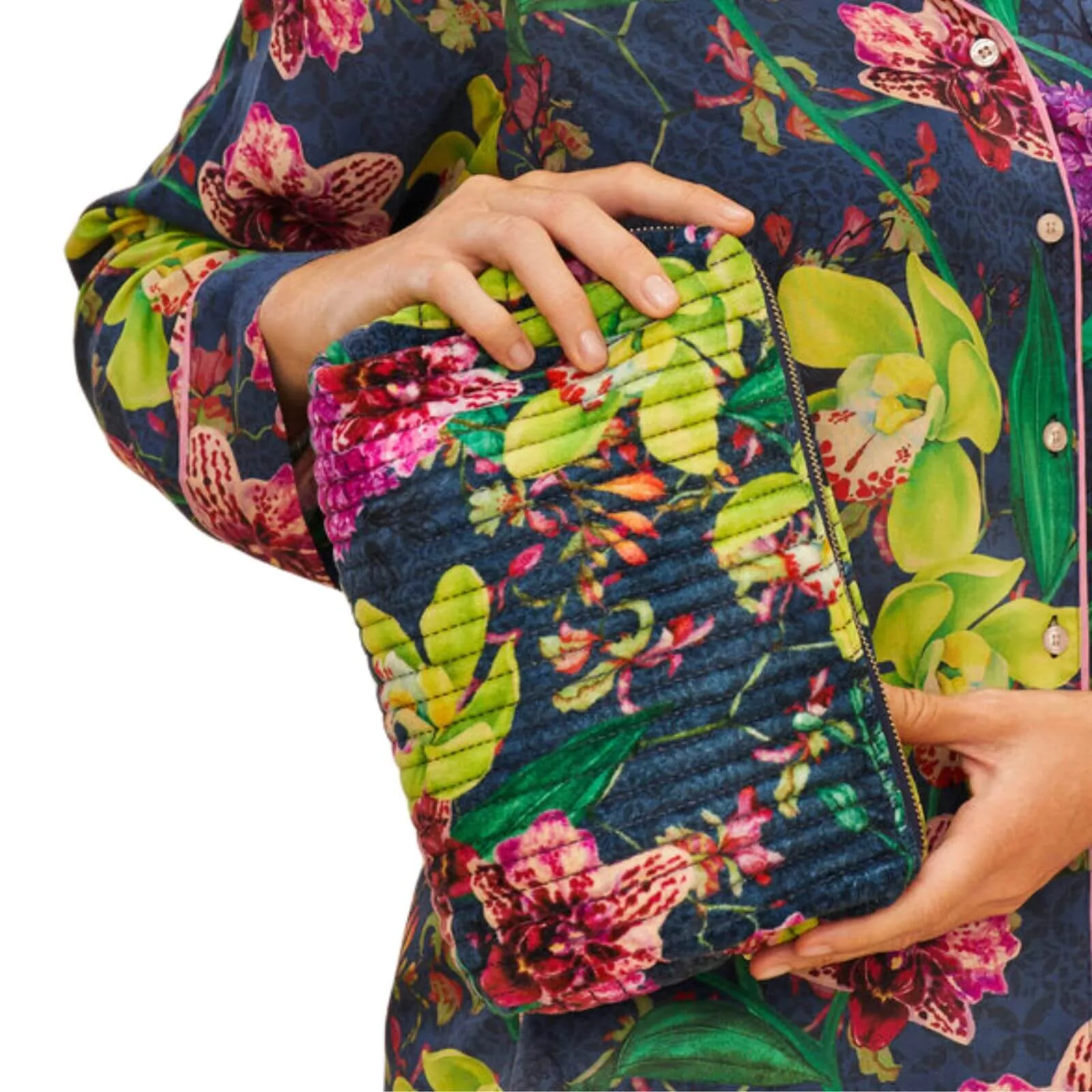 Powder Exotic Evening Quilted Printed Velvet Wash Bag