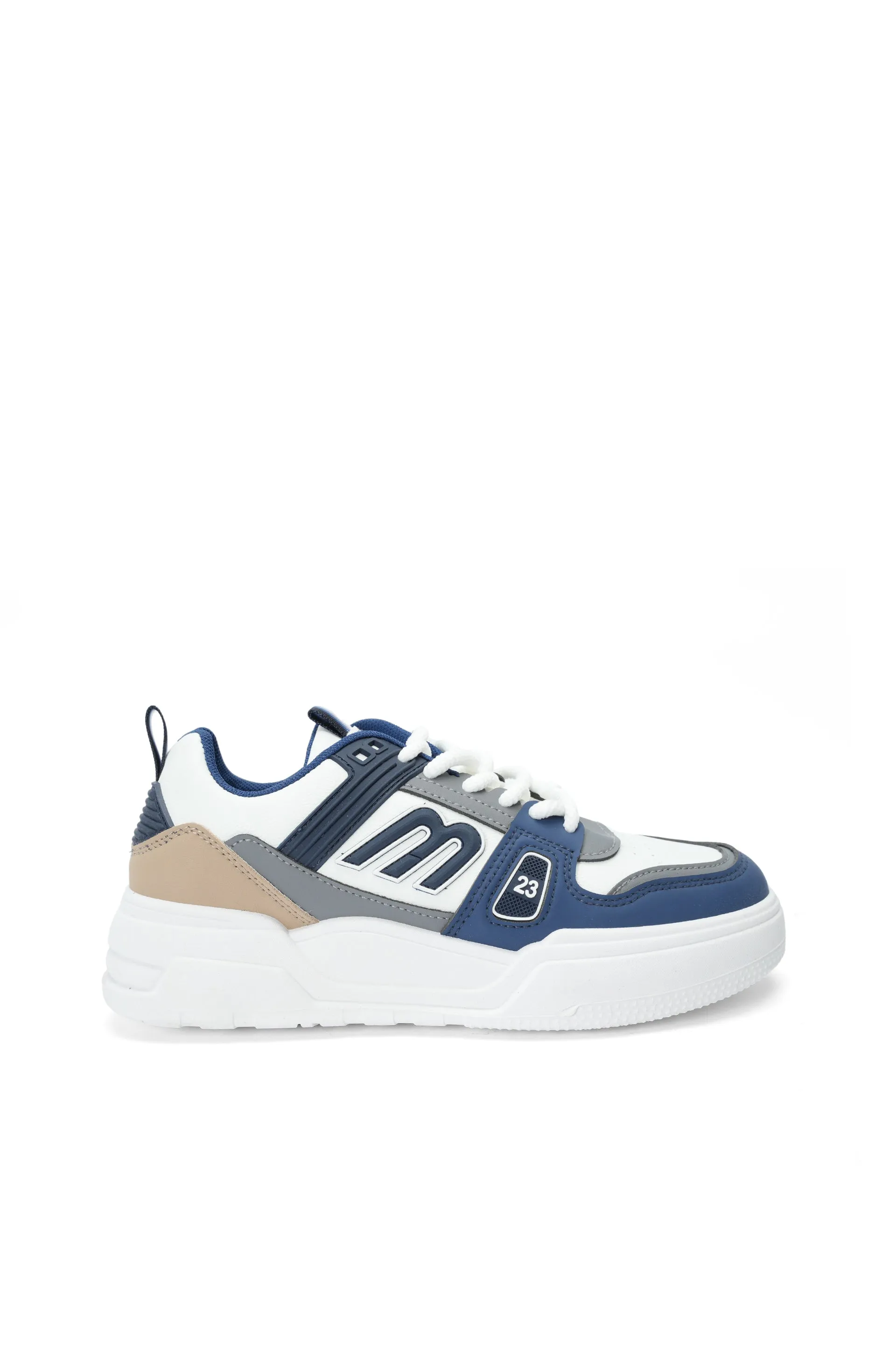 Premium Sneakers by UW