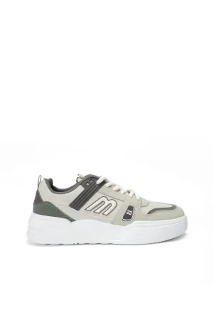 Premium Sneakers by UW