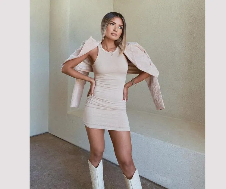 Ribbed Knit Crew Charming Neck Bodycon Mini Dress