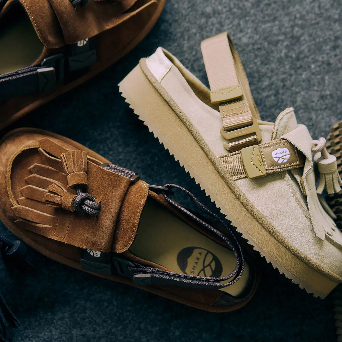 SHAKA 2way キルトタッセル ミュール サンダル MOC MULE TASSEL SUEDE [メンズ/レディース][2024 秋冬] SK-296