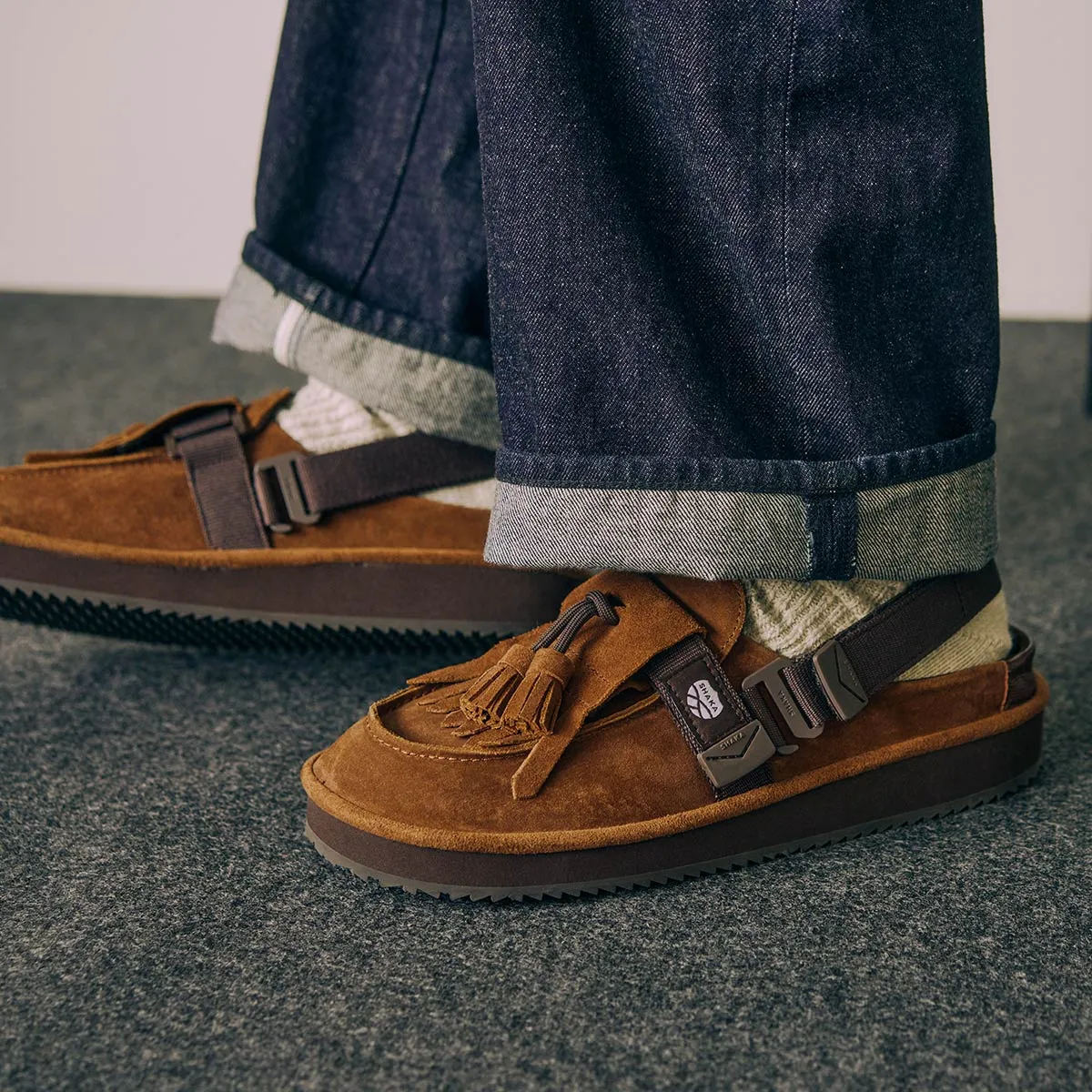SHAKA 2way キルトタッセル ミュール サンダル MOC MULE TASSEL SUEDE [メンズ/レディース][2024 秋冬] SK-296