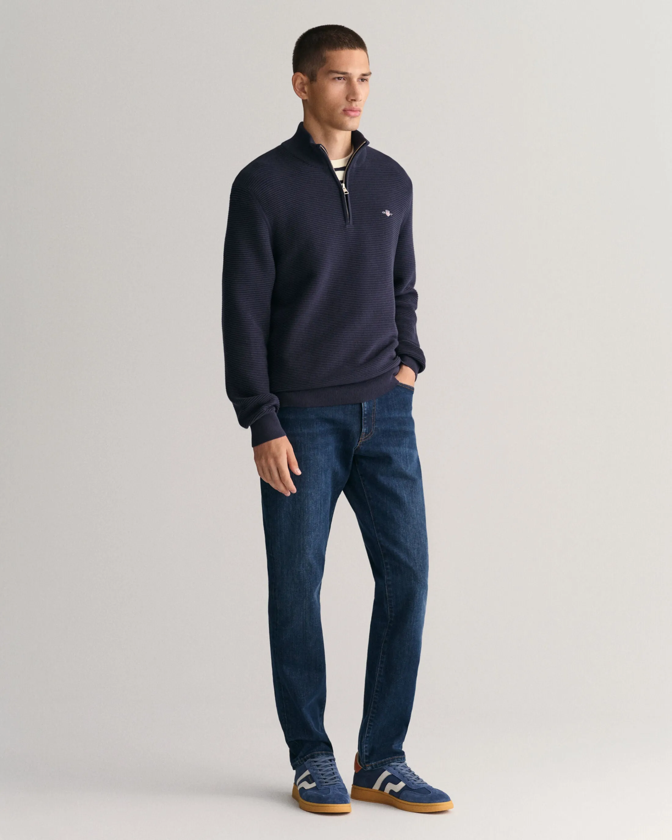 Slim Fit Jeans in Dark Blue