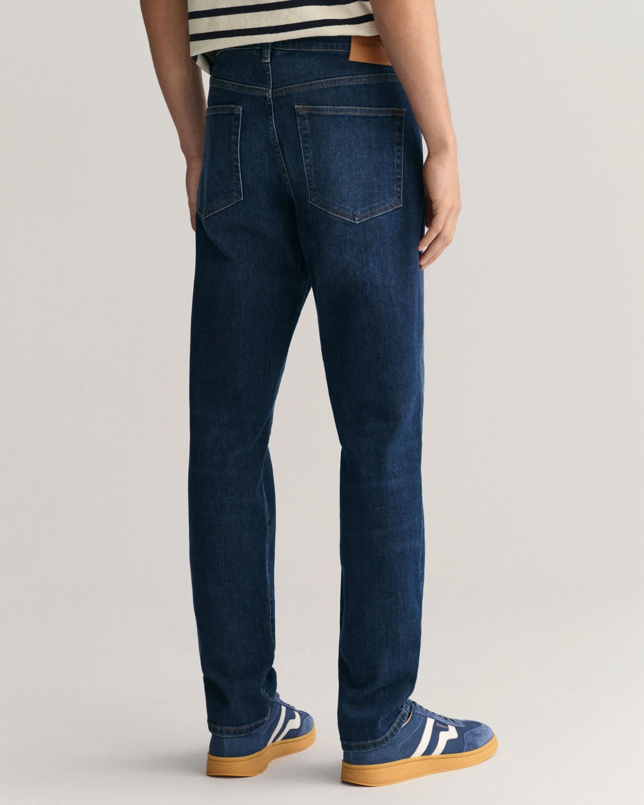 Slim Fit Jeans in Dark Blue