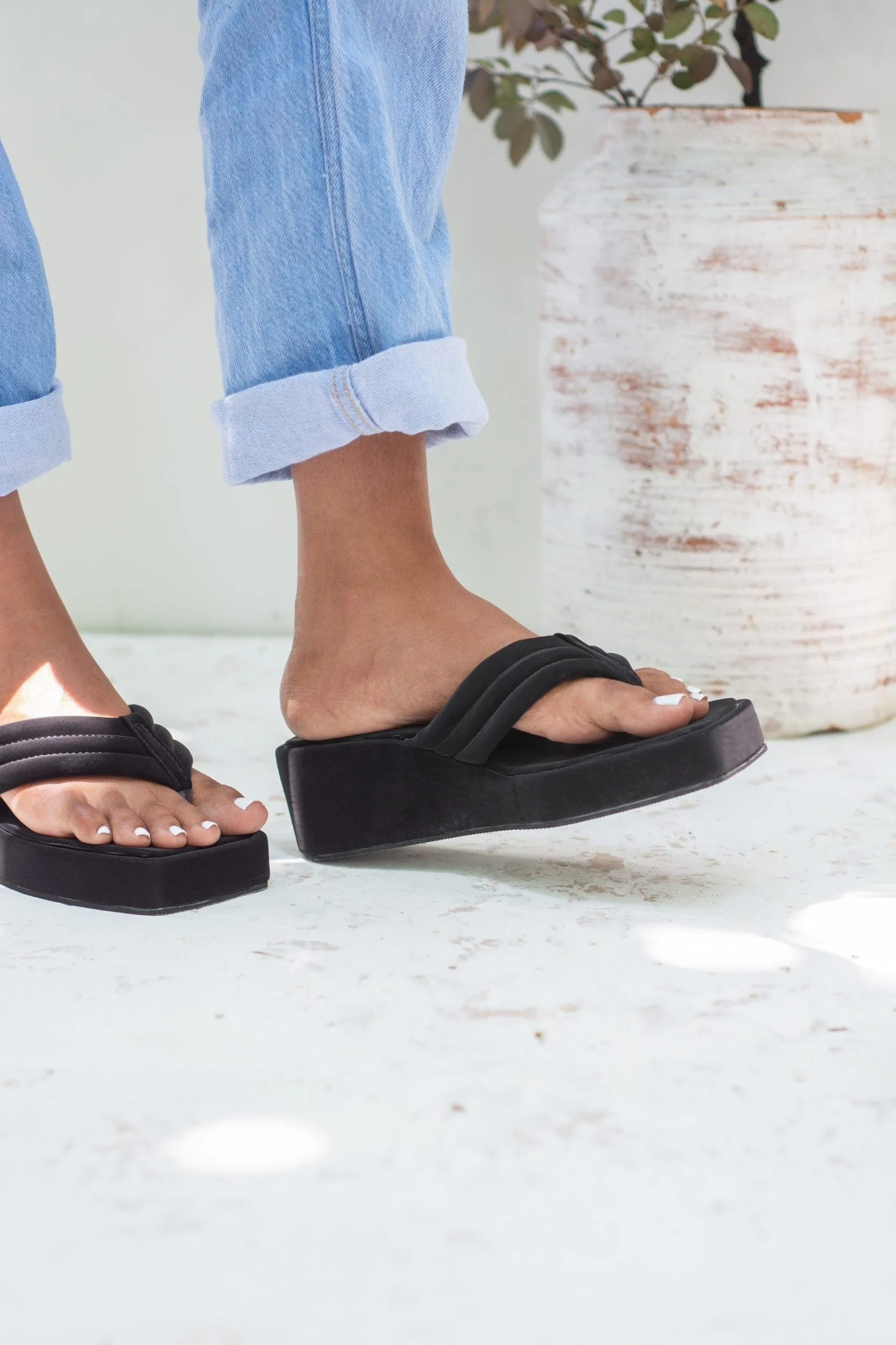 Viola Flatform Sandals