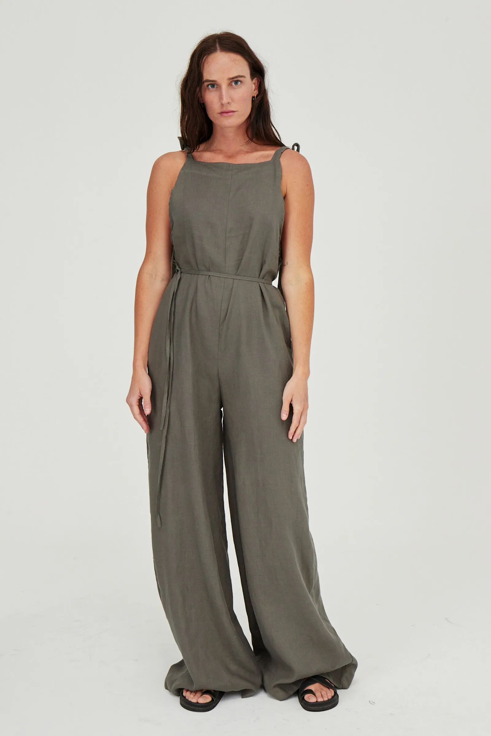 Wilde Linen Jumpsuit Smoke