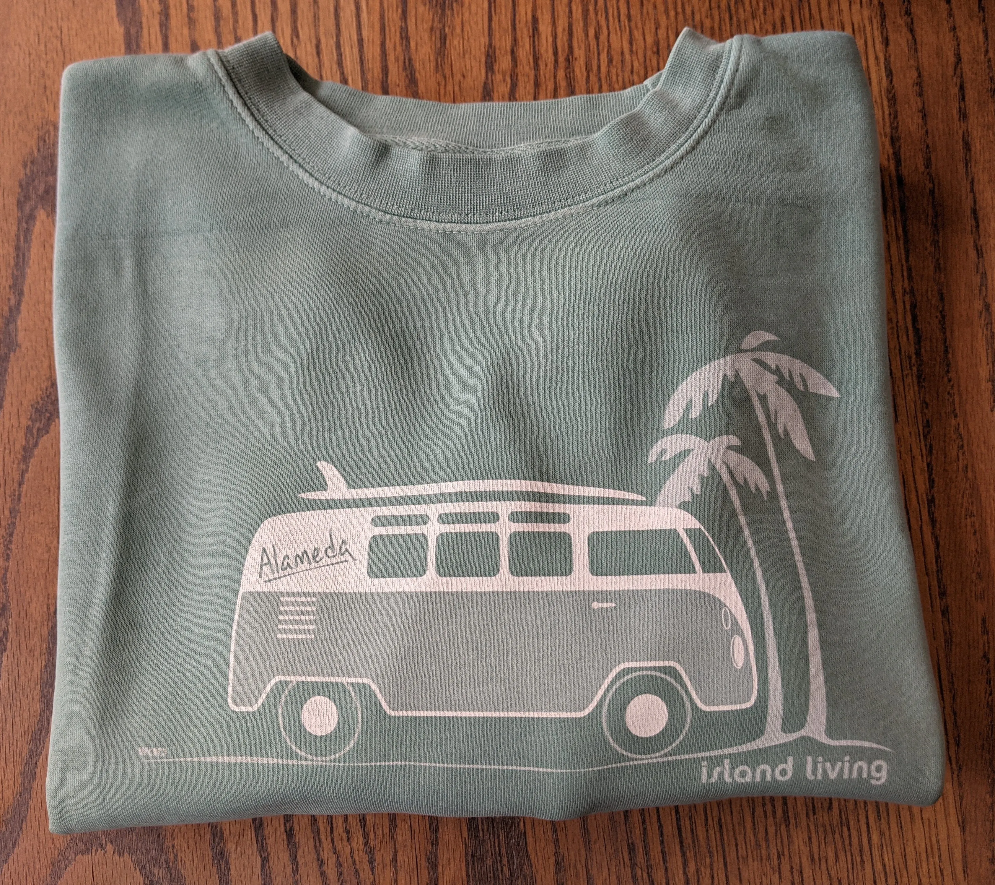 WKND EVERYDAY BUS PIGMENT DYED CREWNECK