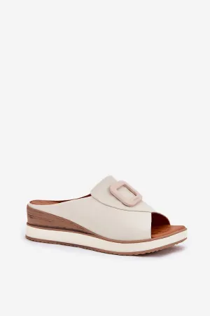 Women's leather sandals