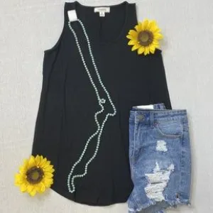 Zenana - Perfect black tank top