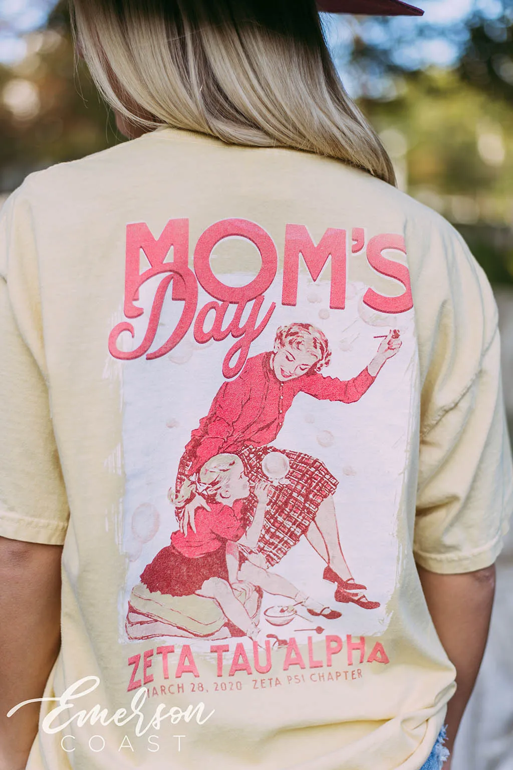 ZTA Retro Moms Day Tee